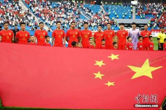 萧老太太气疯了，咬牙指责道：真是反了你了。